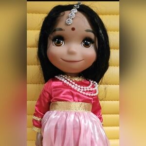 Disney Store Animator's Collection "It's A Small World" INDIA Singing Doll 16"
